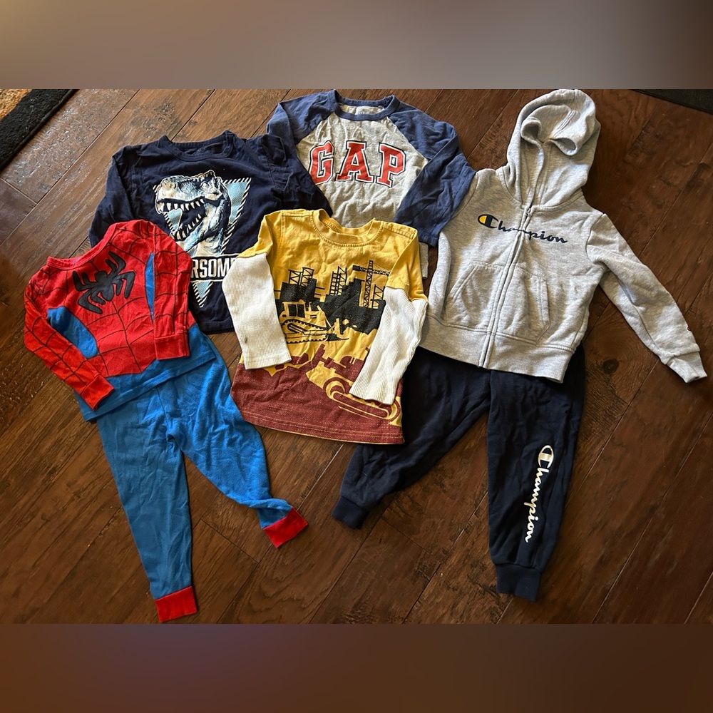 Lot of long sleeve boy 4T clothing